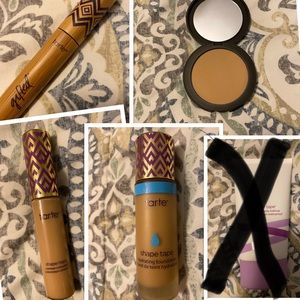 ✖️SOLD✖️Tarte Bundle